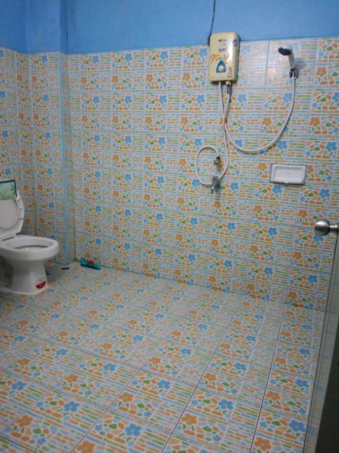 Yuri Guesthouse Джомтьєн-Біч Екстер'єр фото